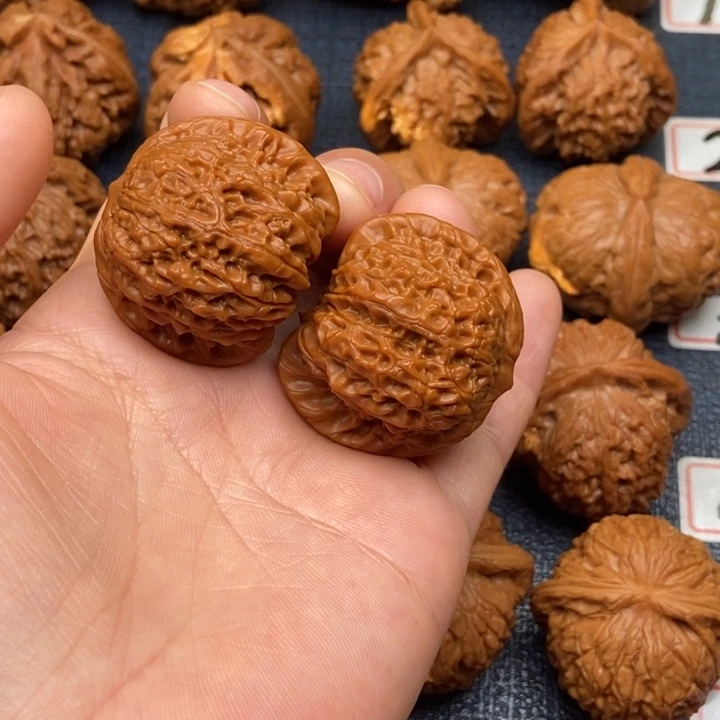 把件文玩核桃快****！血麒麟37