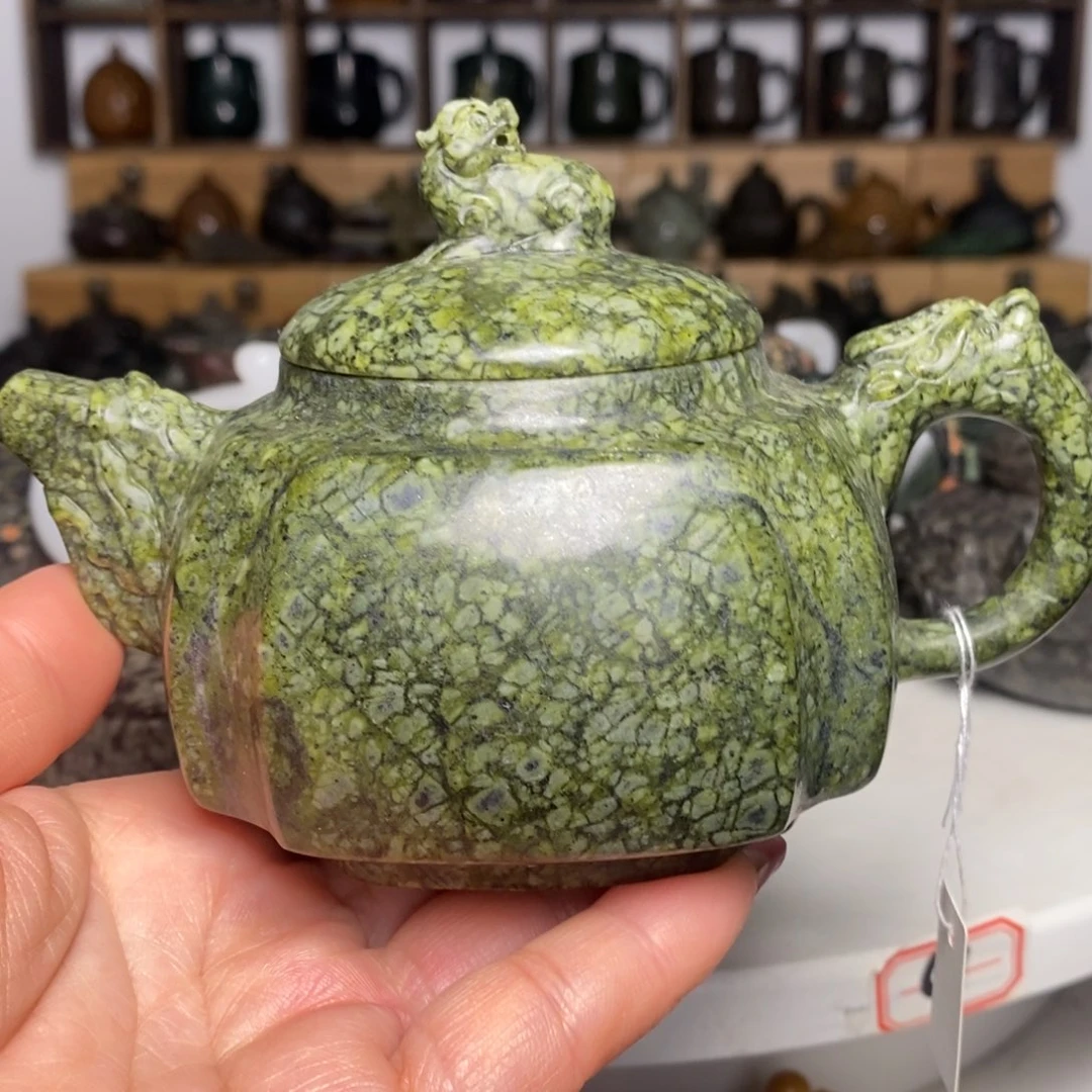 藏玉药王石蛇纹料龙尊壶260cc