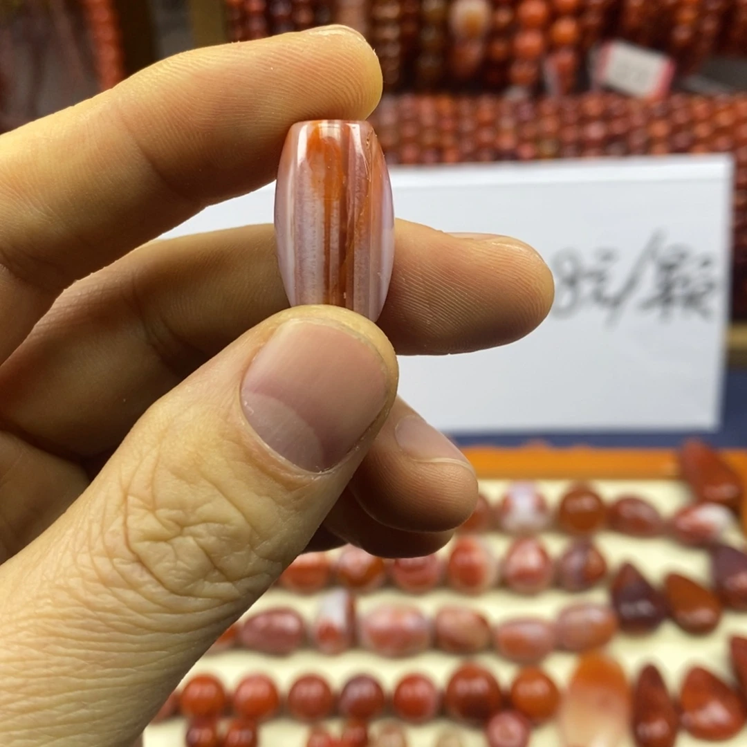 南红玛瑙未镶嵌手链