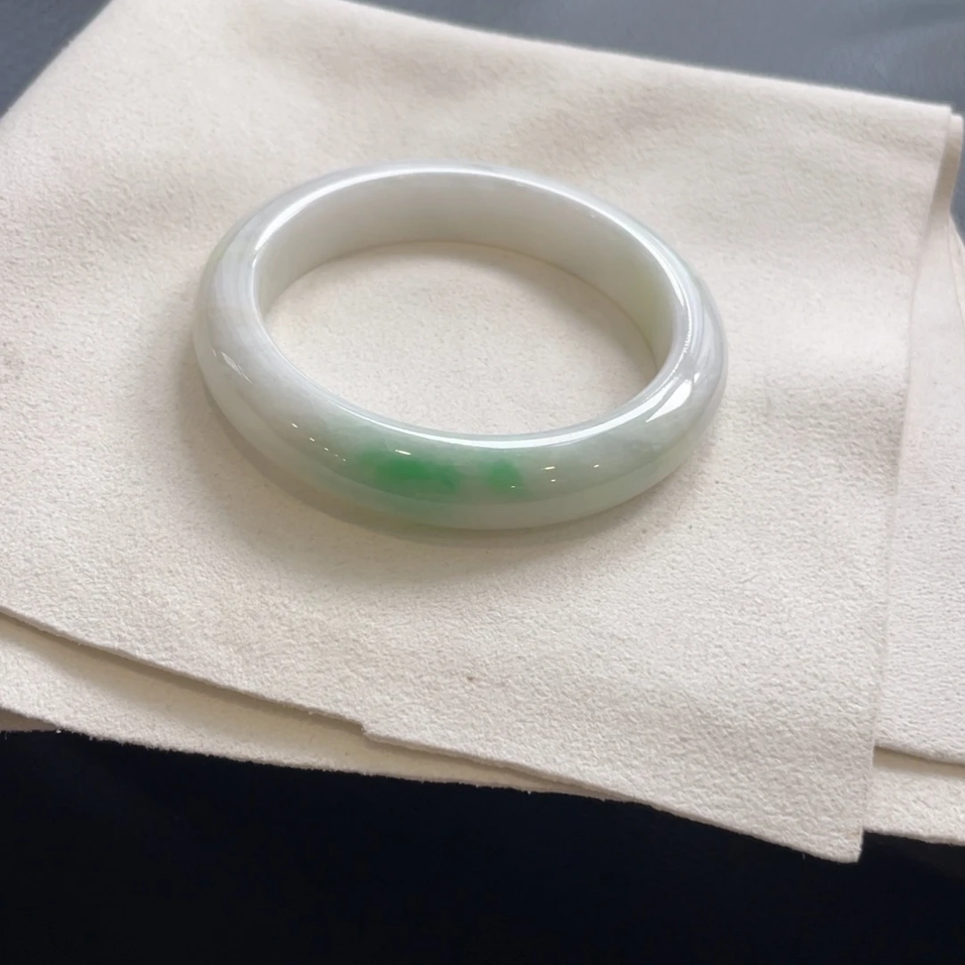 翡翠未镶嵌手镯纹裂57正圈