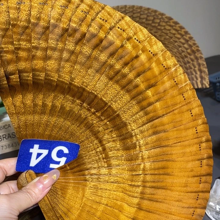 金丝楠走****鸟金丝楠木扇子