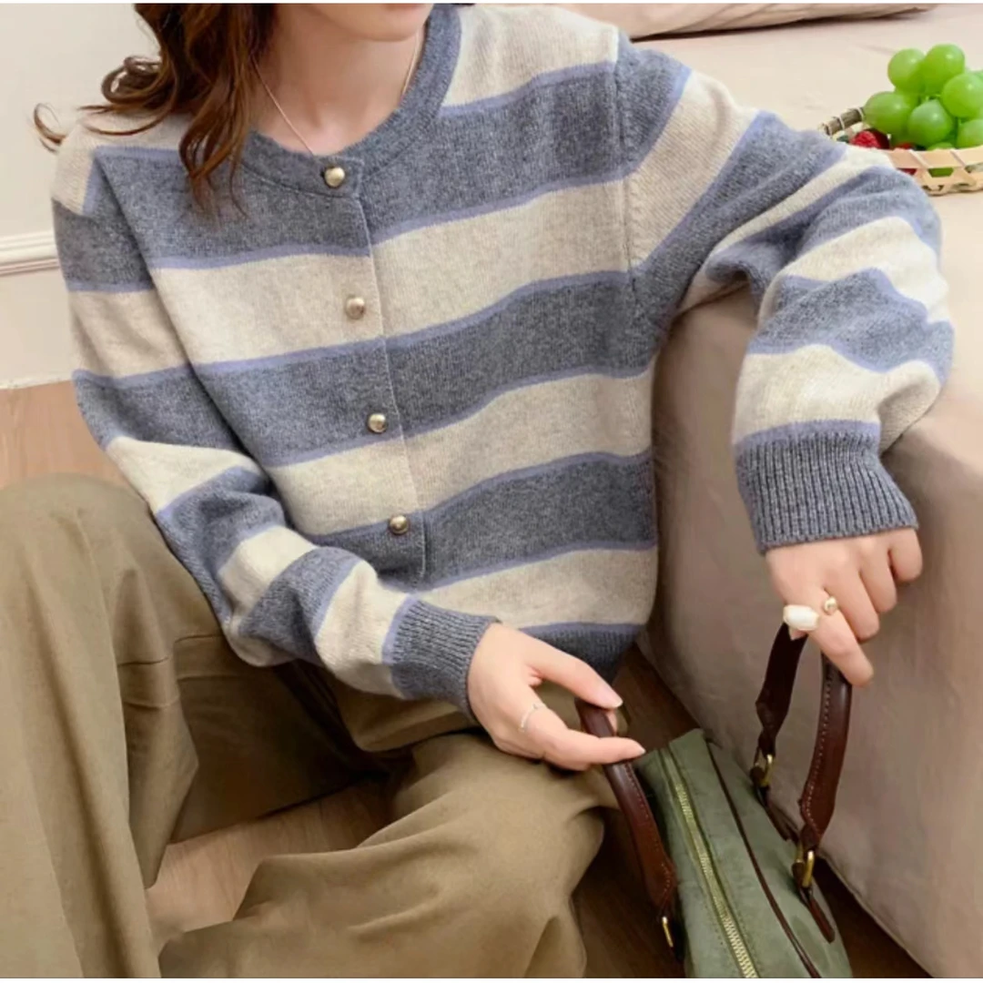 HMY5092702 2025新款糯叽叽彩色宽条纹小金扣开衫毛衣