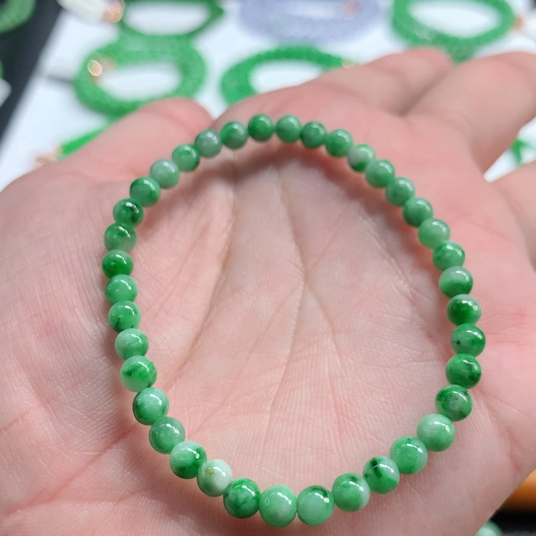 翡翠未镶嵌手链翡翠