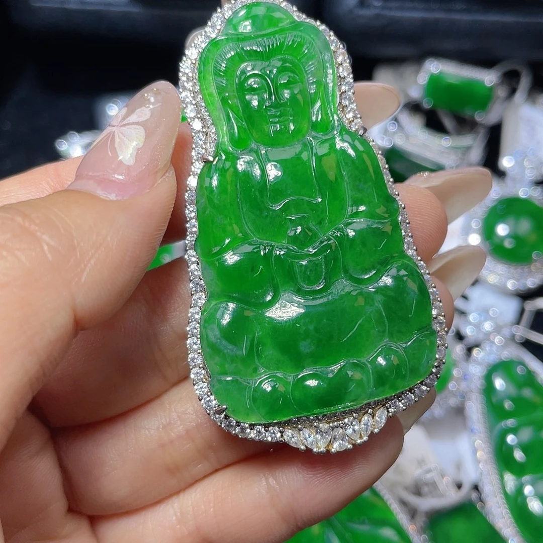 翡翠颈饰银S925镶嵌翡翠