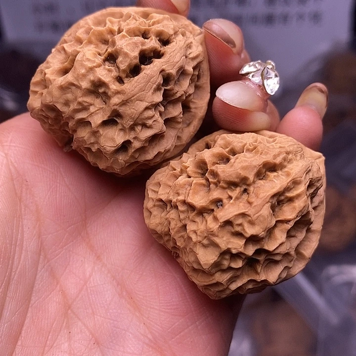 核桃云南野生铁核桃84号39mm