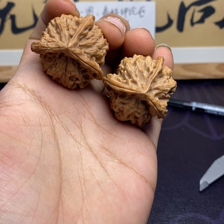 文玩核桃吊坠36全品盘山三棱