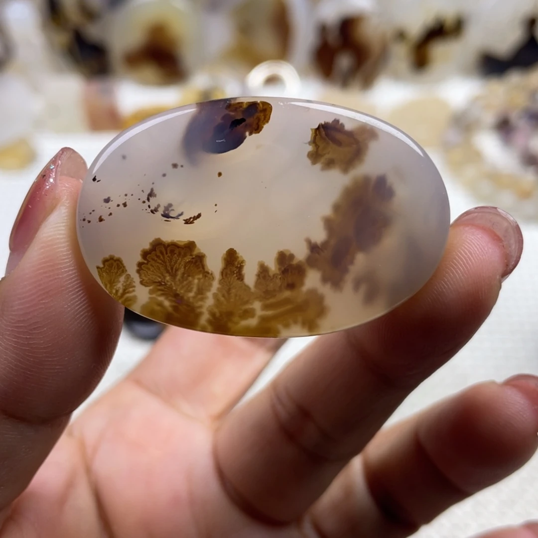 玛瑙/玉髓未镶嵌颈饰