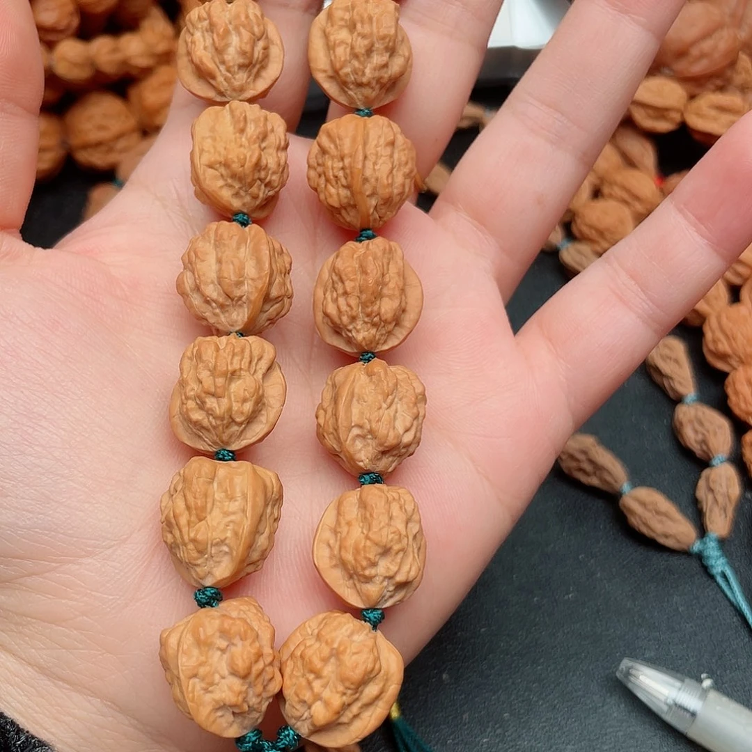 我***果文玩核桃吊坠小蛤蟆