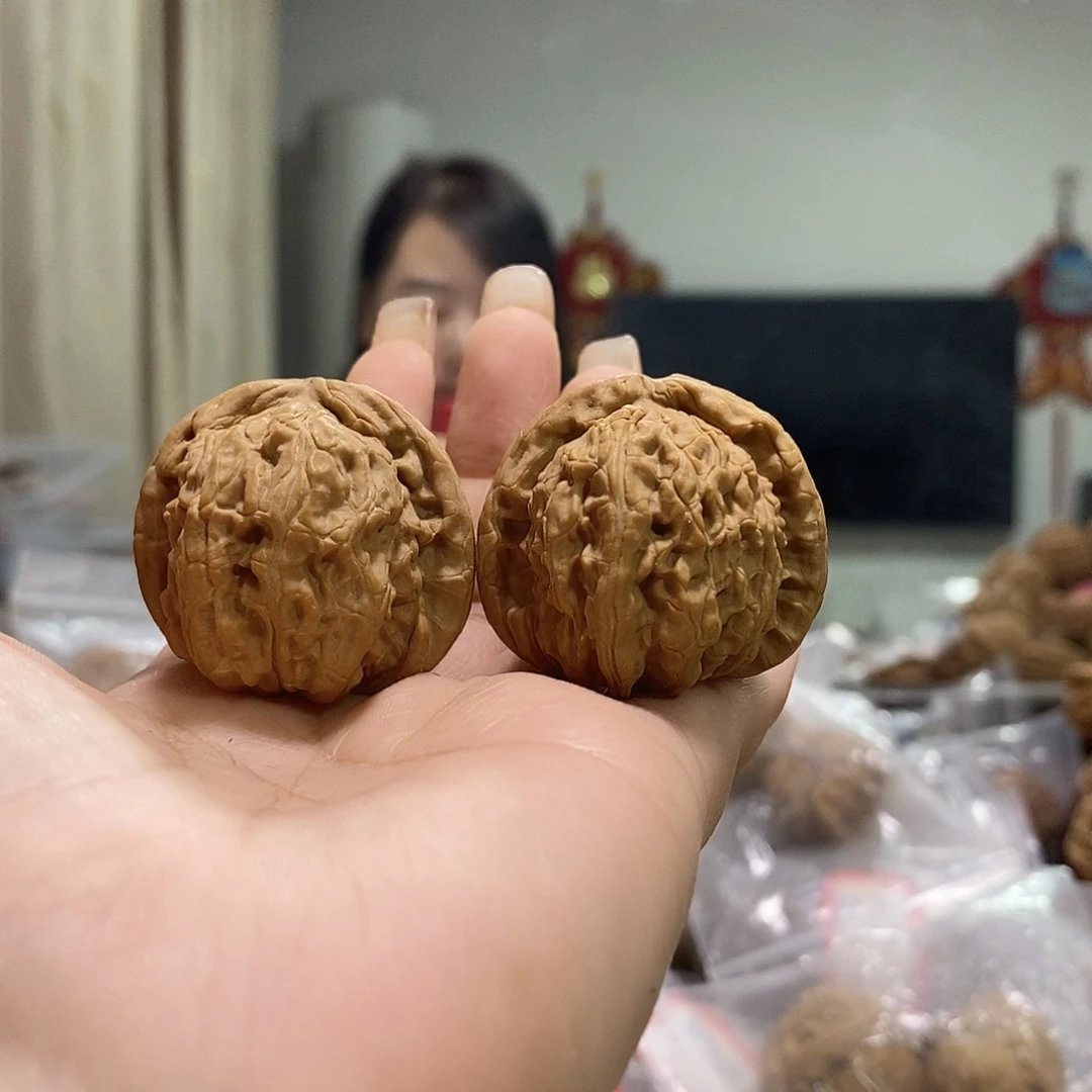 把件文玩核桃37白狮子