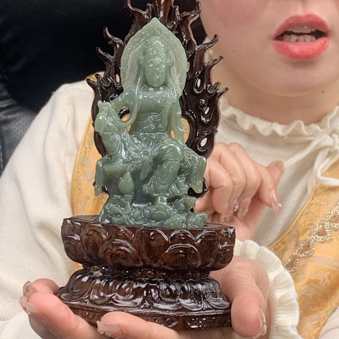 和田玉观音摆件未镶嵌