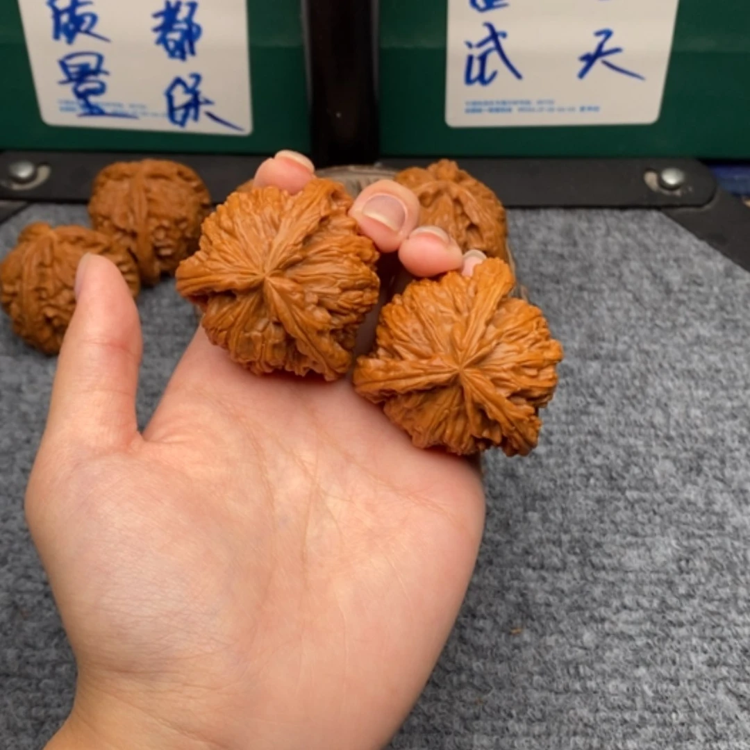 【闪购商品】吊坠文玩核桃任*
