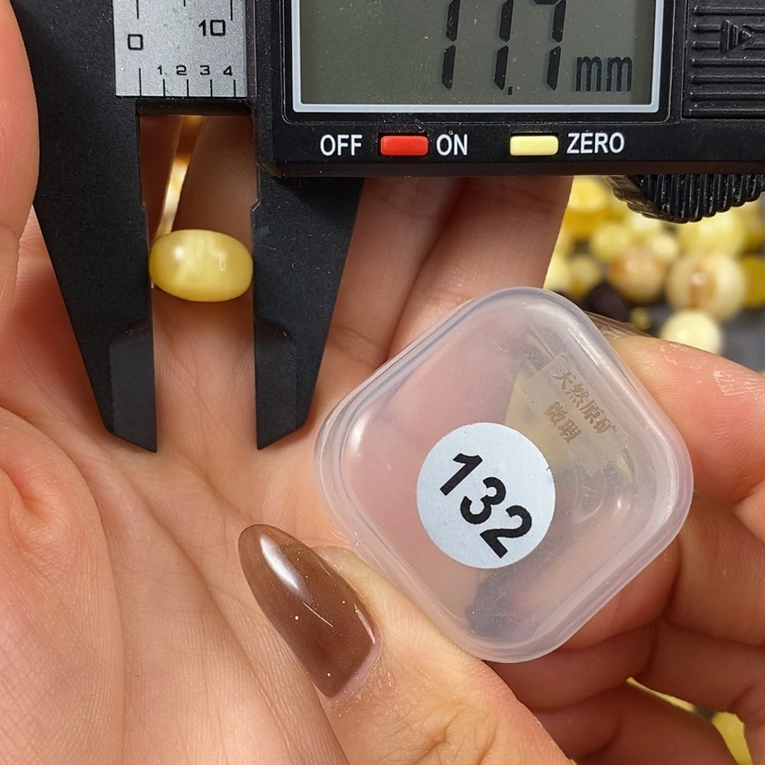 琥珀未镶嵌珠宝奇石琥珀蜜蜡微瑕