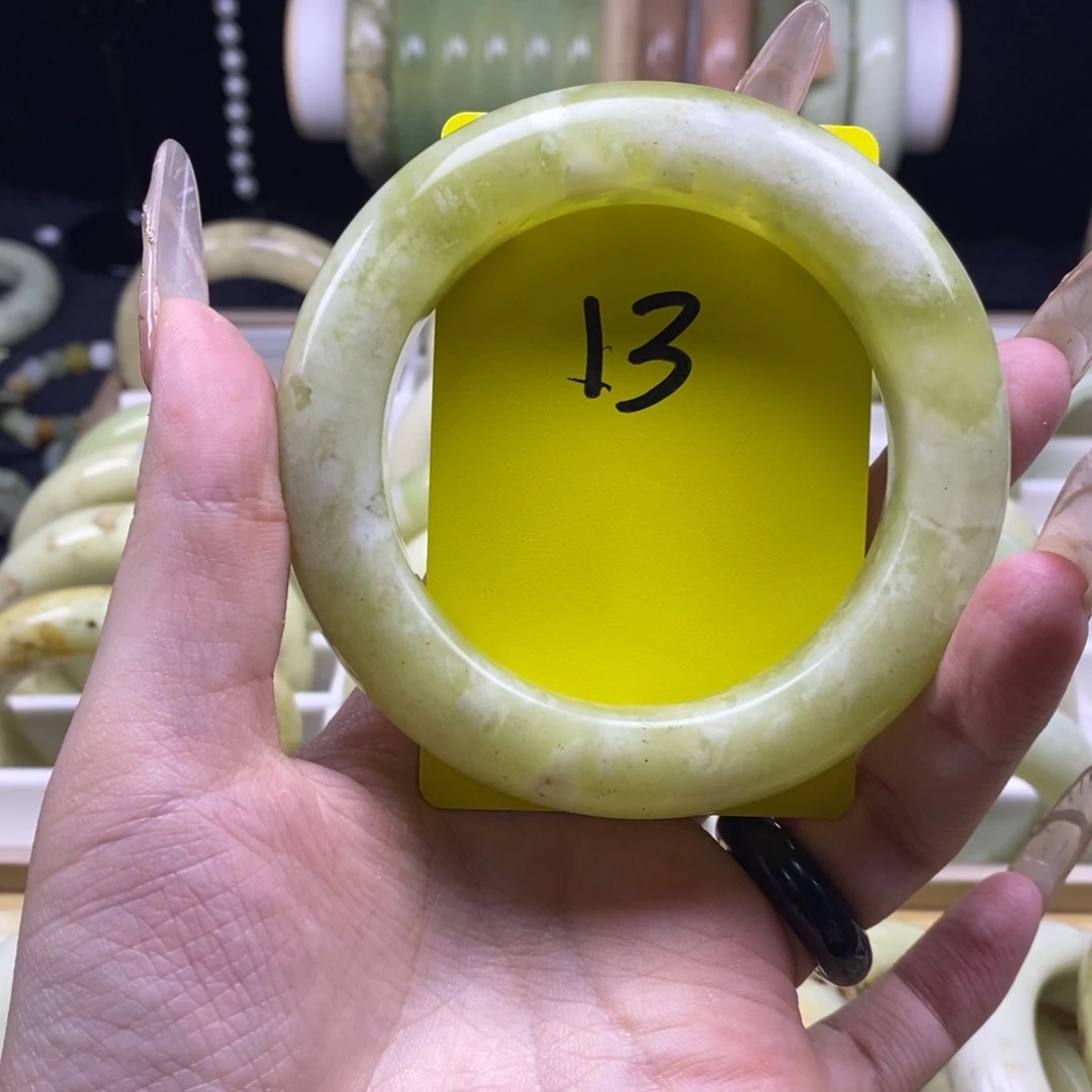 蛇纹石玉未镶嵌手镯60.5