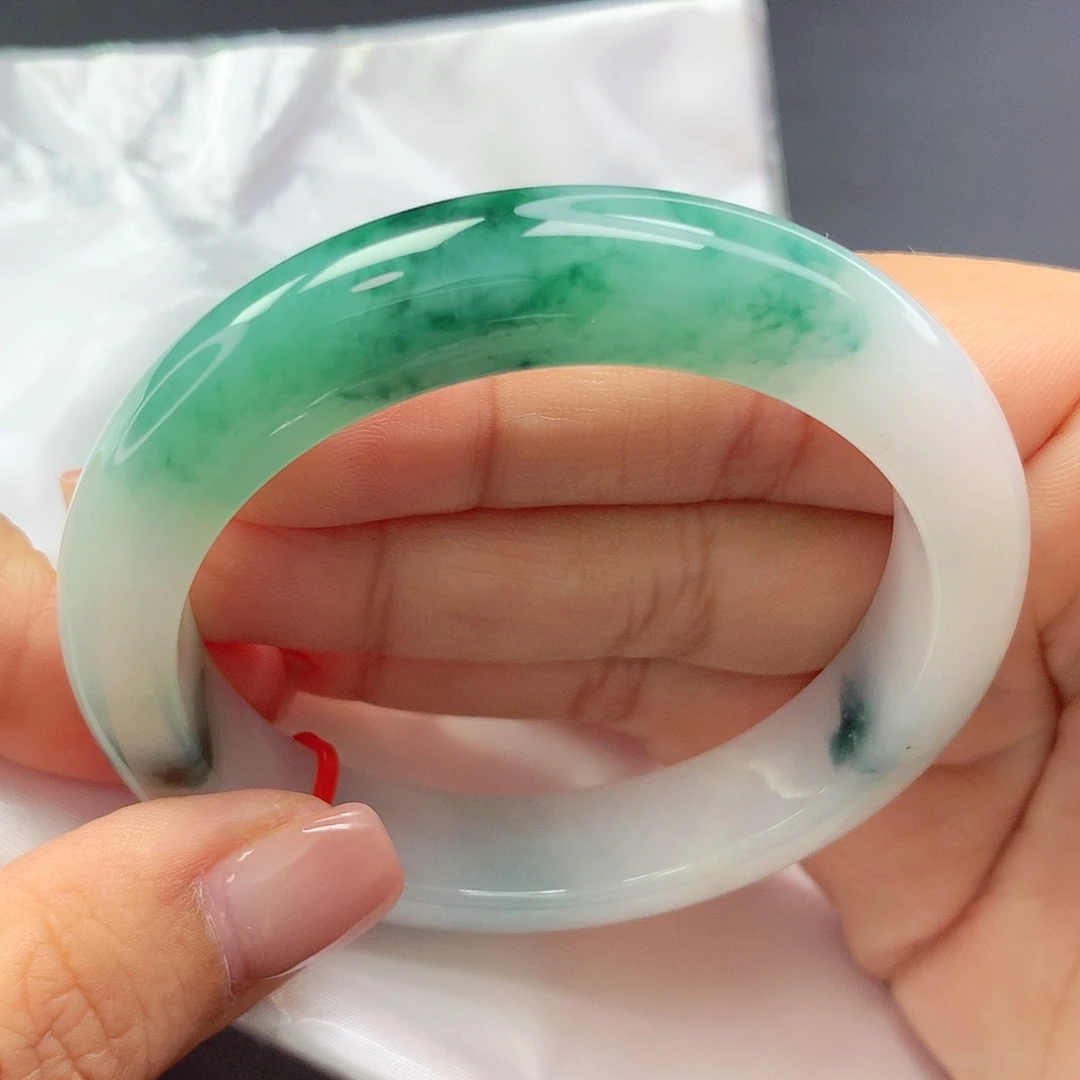 【闪购商品】未镶嵌手镯翡翠881120