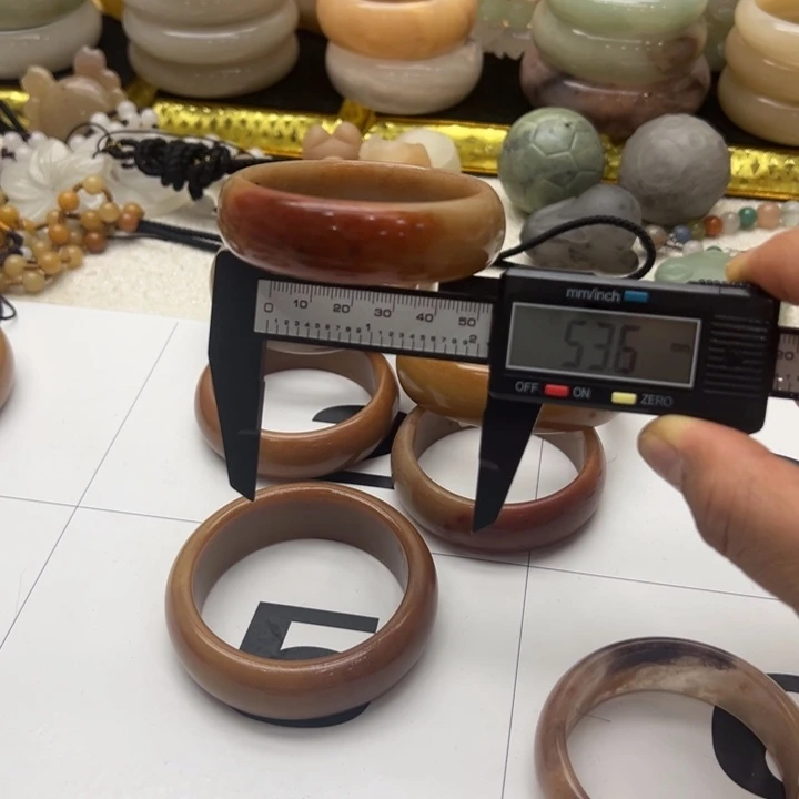 石英岩玉合金手镯