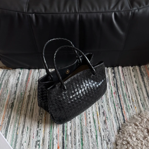 95新 BOTTEGA VENETA/葆蝶家 上海自播/bv单肩包