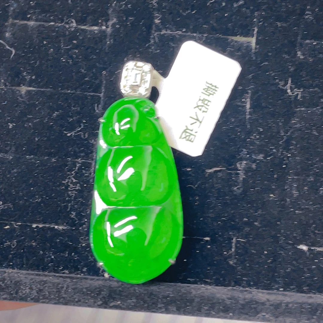 翡翠颈饰未镶嵌164，