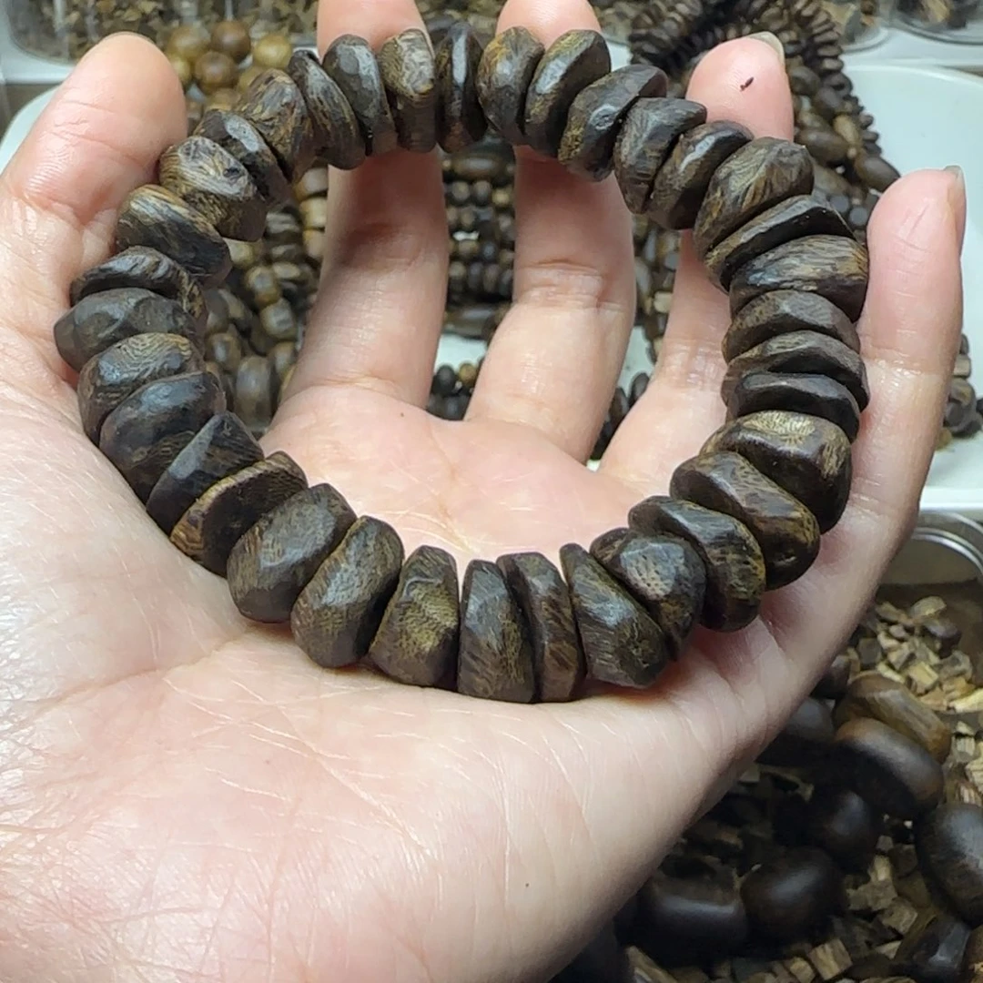 润***和沉香手串单圈高油26克树丁张勺子