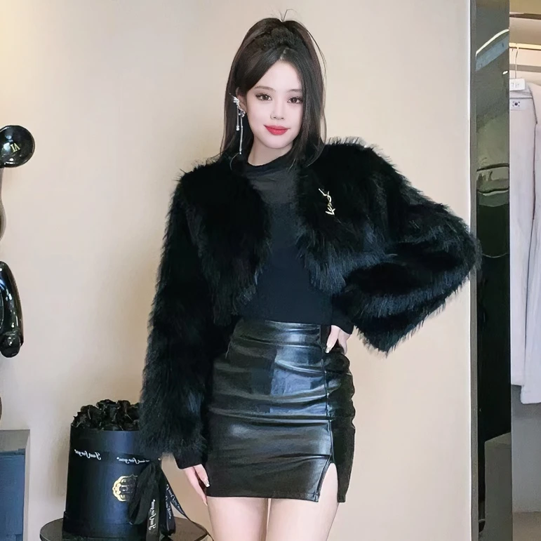 XQIN【小沁推荐】AM韩版仿狐狸毛 修身气质短款秋冬毛毛外套XQ148