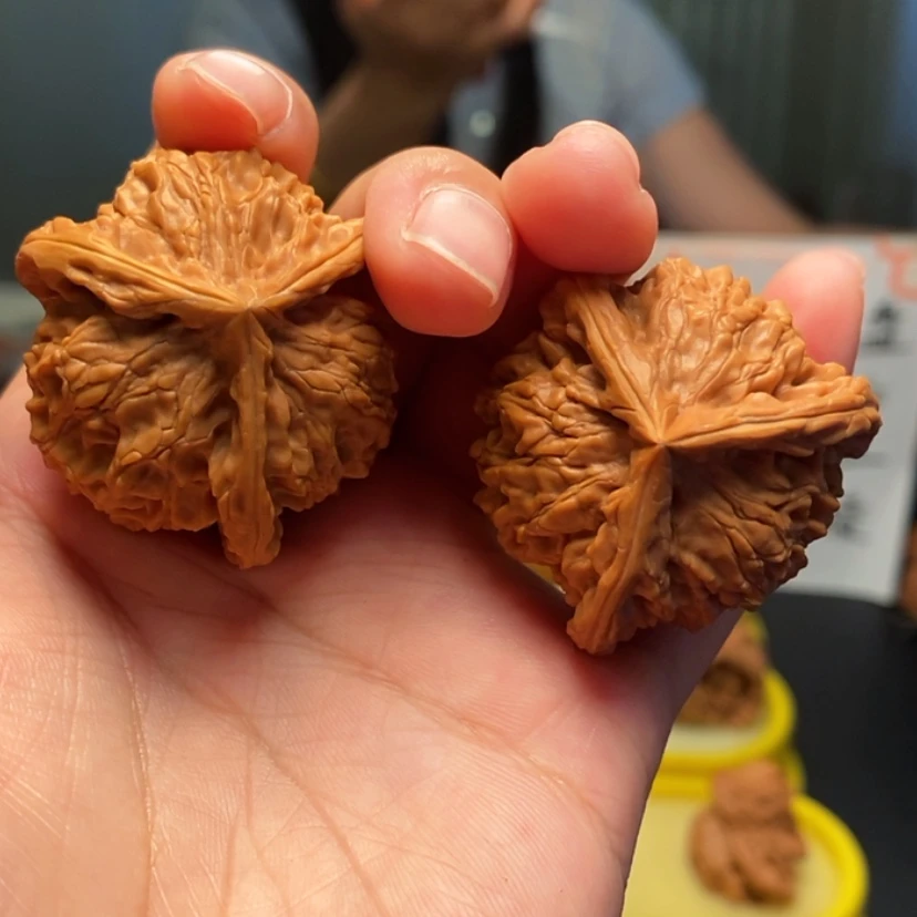 【闪购商品】桃核把件a*9号三棱，