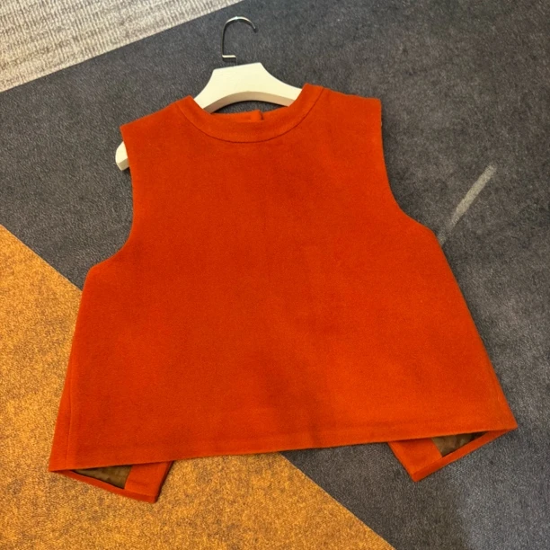 【周周家】原创设计师款定制洋气橘色后开衩羊绒马甲