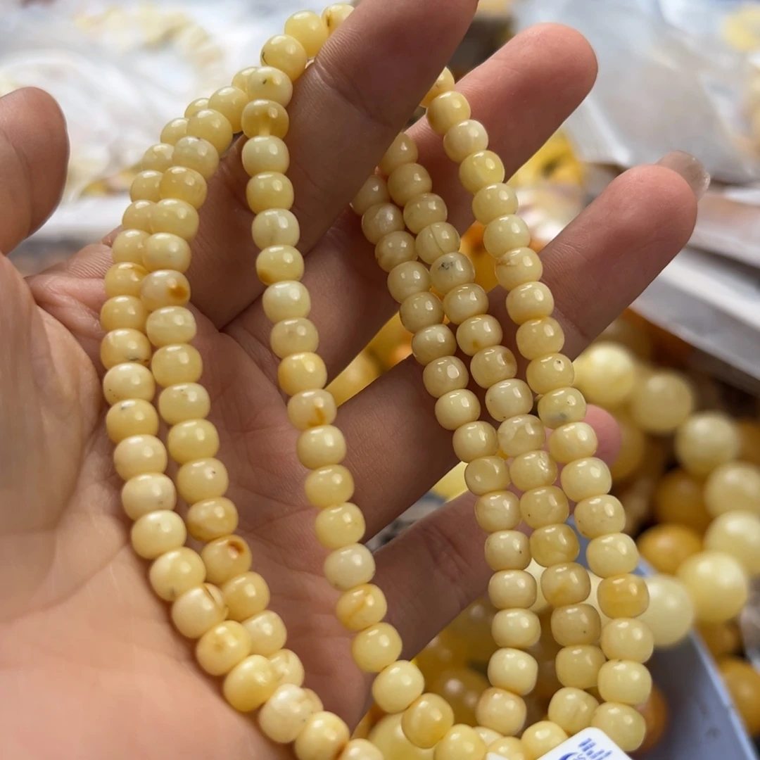 未镶嵌琥珀珠宝奇石