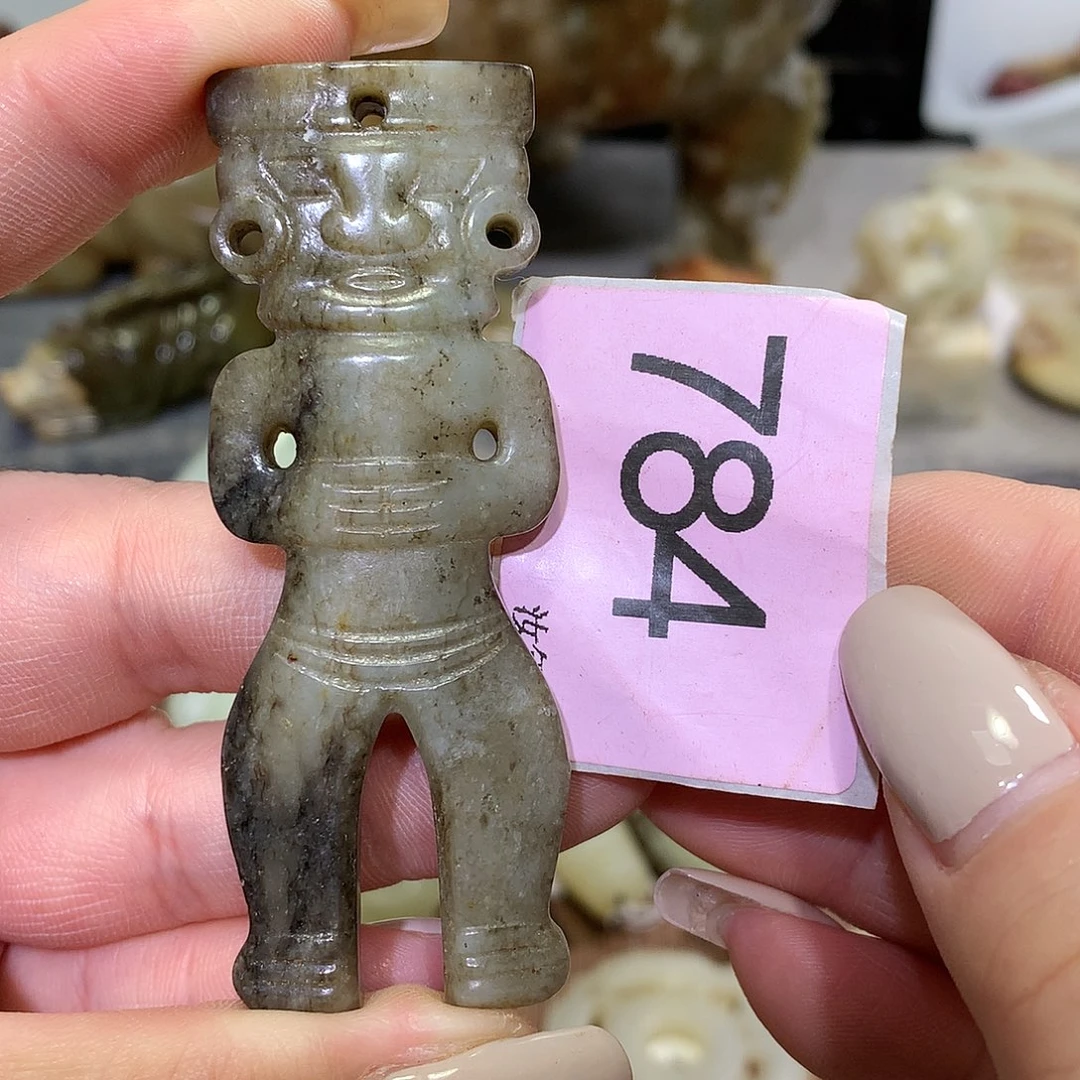 颈饰未镶嵌和田玉