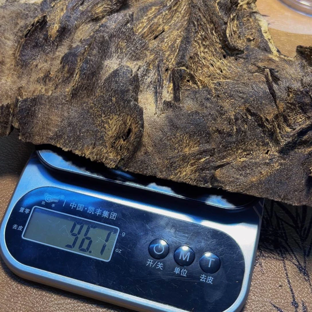 阿***玛沉香碎屑沉香野料包头