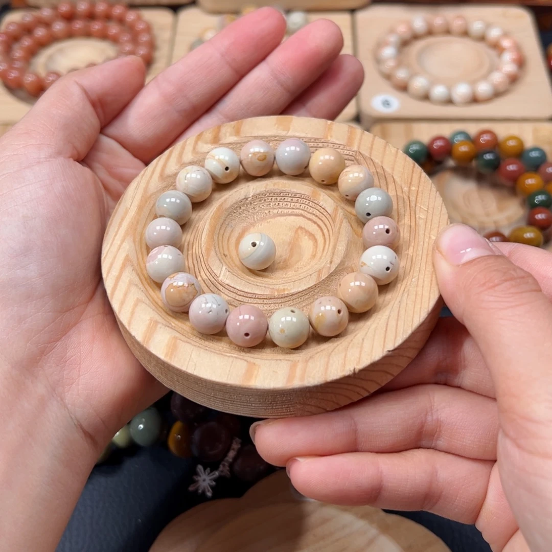 一***心石英质玉未镶嵌手链8