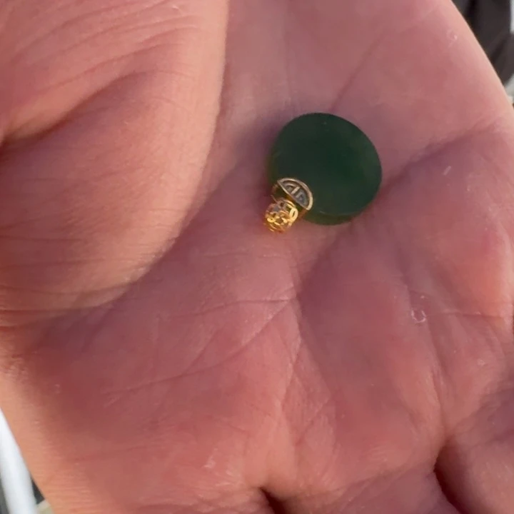 和田玉18K金镶嵌颈饰