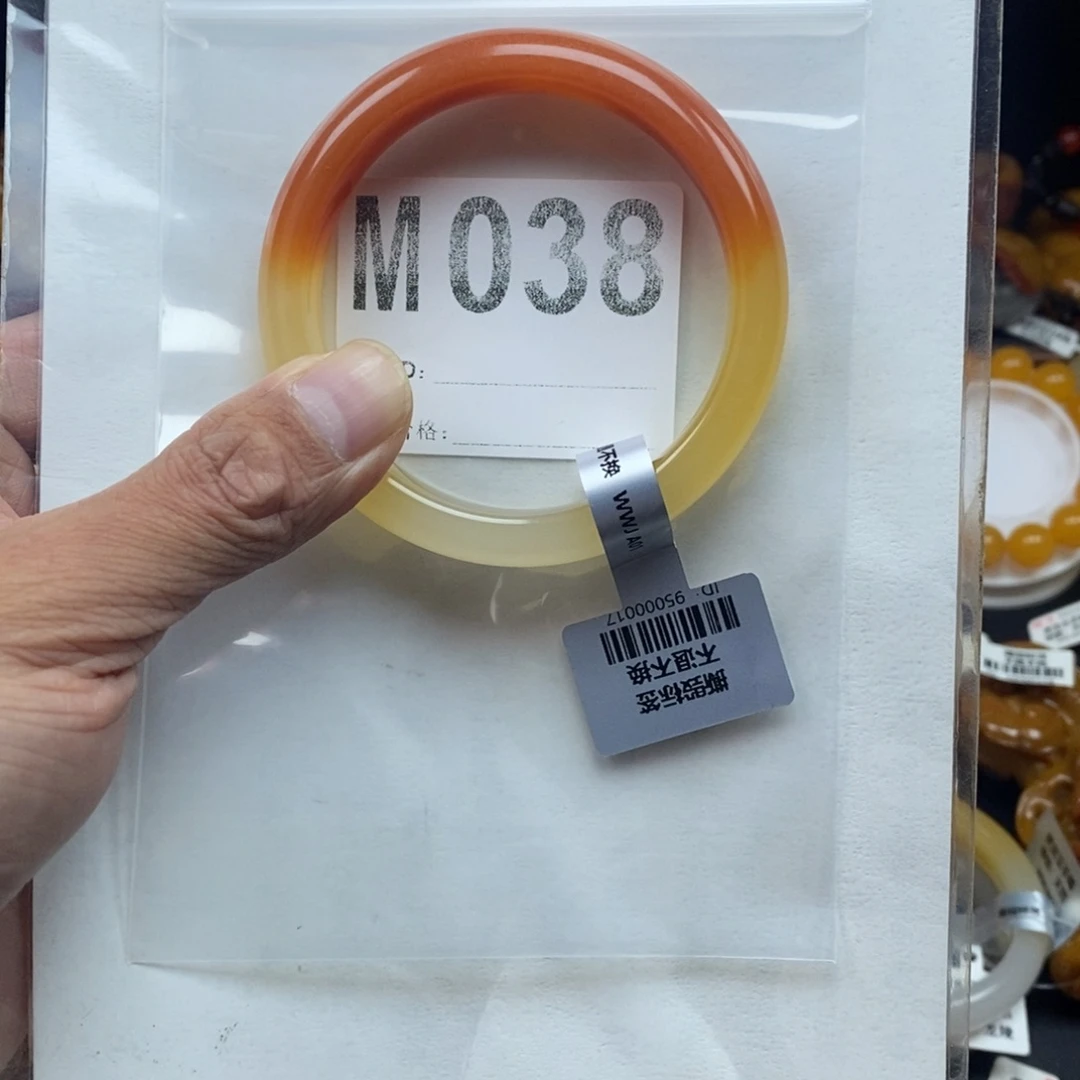 *****未镶嵌石英质玉（黄龙玉）手镯58圈口手镯m038