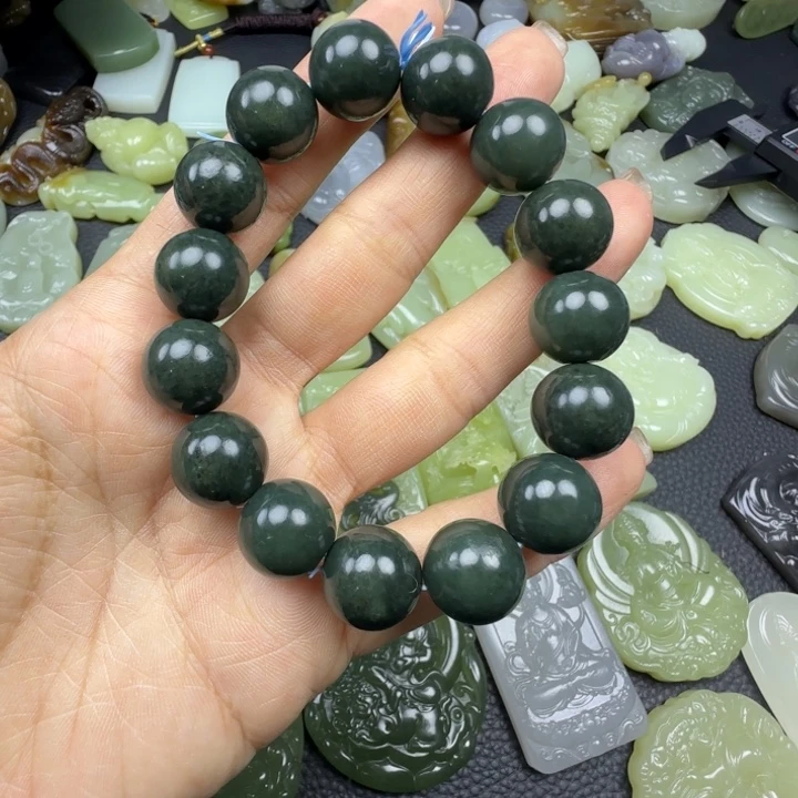 和田玉未镶嵌颈饰卡14