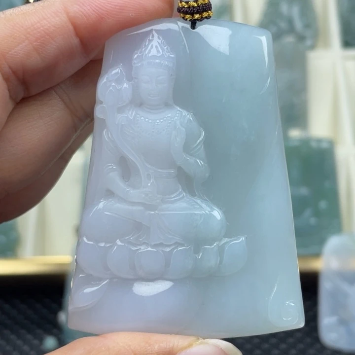 翡翠未镶嵌颈饰大势至菩萨