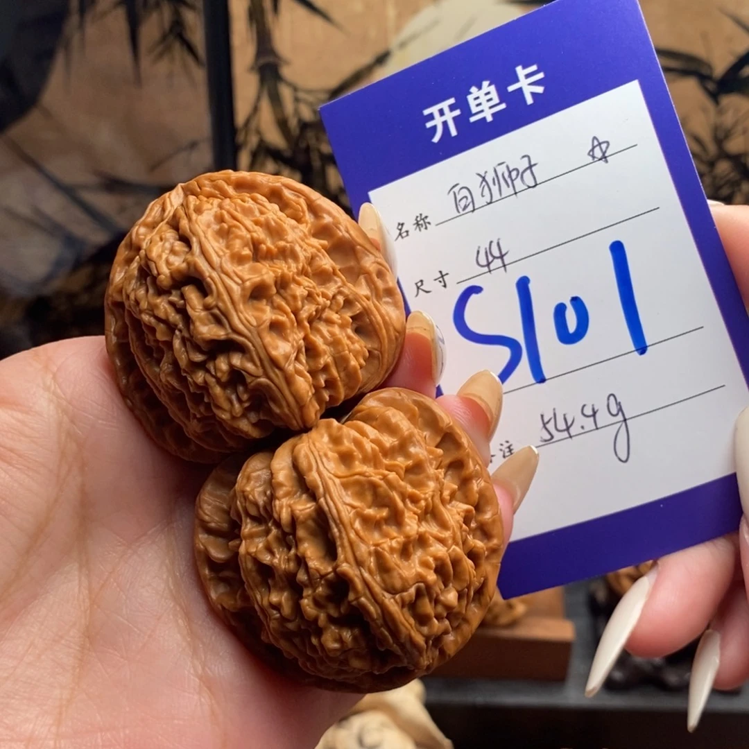 把件文玩核桃白狮子44