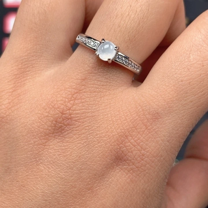 翡翠未镶嵌戒指戒指