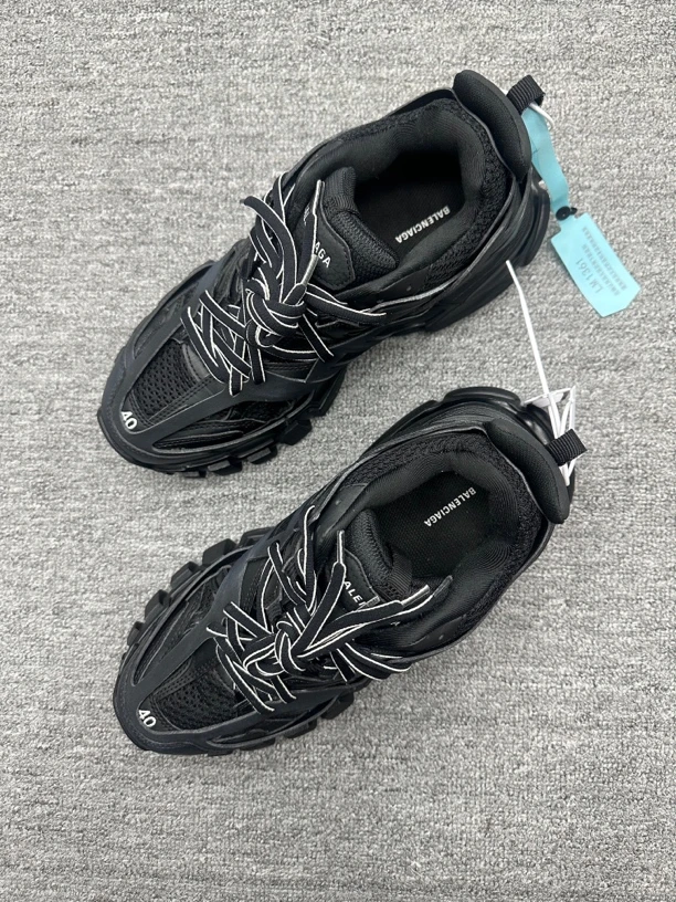 99新 Balenciaga/巴黎世家 40 巴黎世家track 老爹鞋黑色
