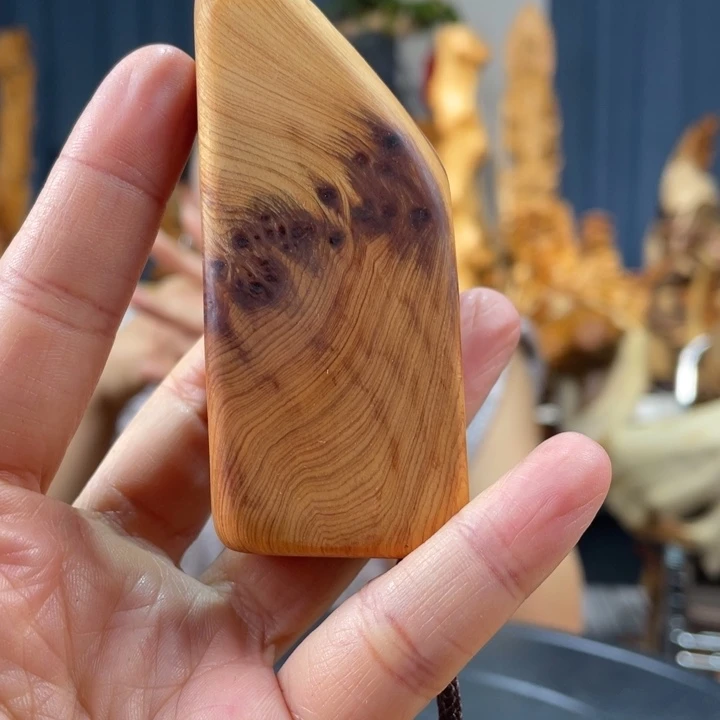 柏木（崖柏）手把件