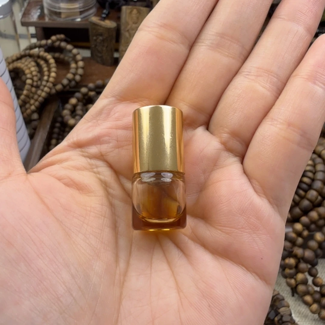 沉香超临界沉香精油1克