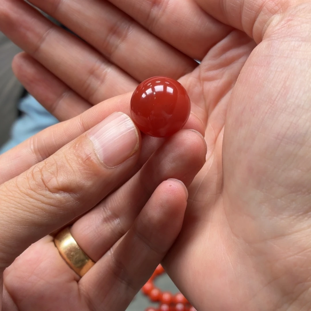 南红玛瑙未镶嵌单珠原矿保山南红大黑洞单珠卡17.7