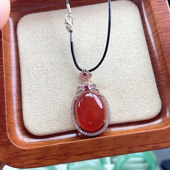 石英质玉复古蛋面小吊坠合金