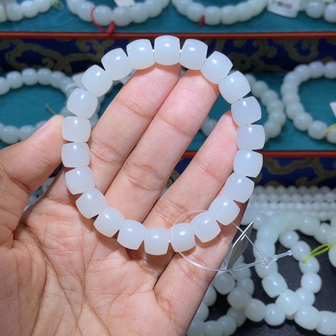 是***克和田玉未镶嵌手串10m直切
