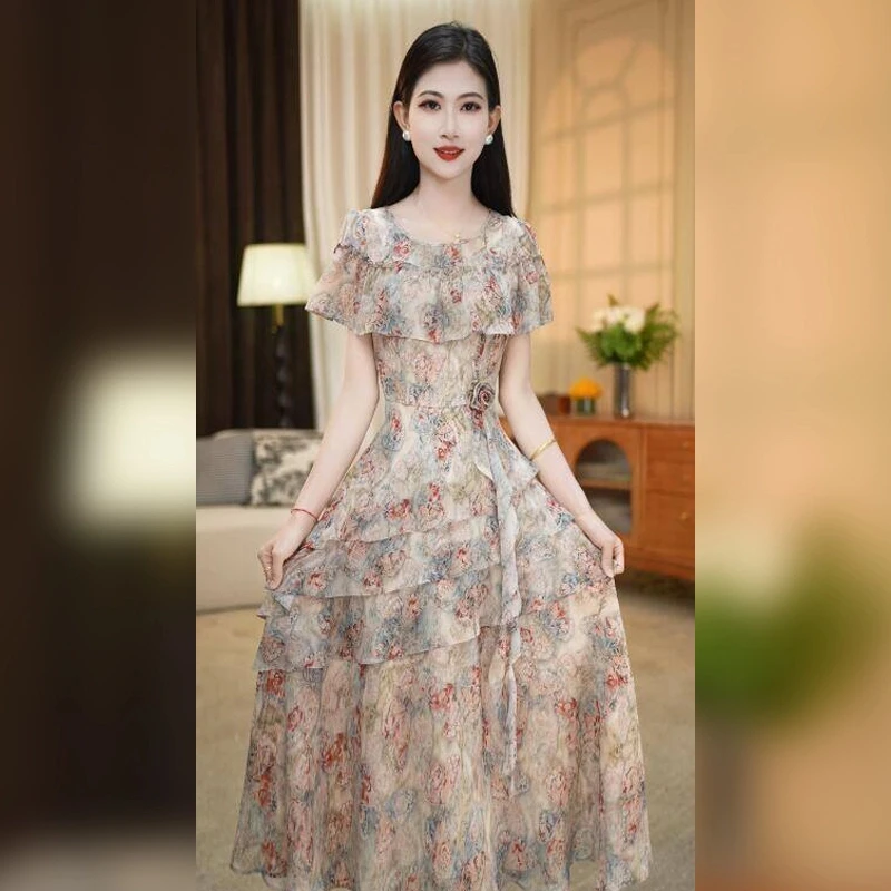 赛菲雅碎花连衣裙2025新款海边度假风十三行爆款超仙的过膝长裙子