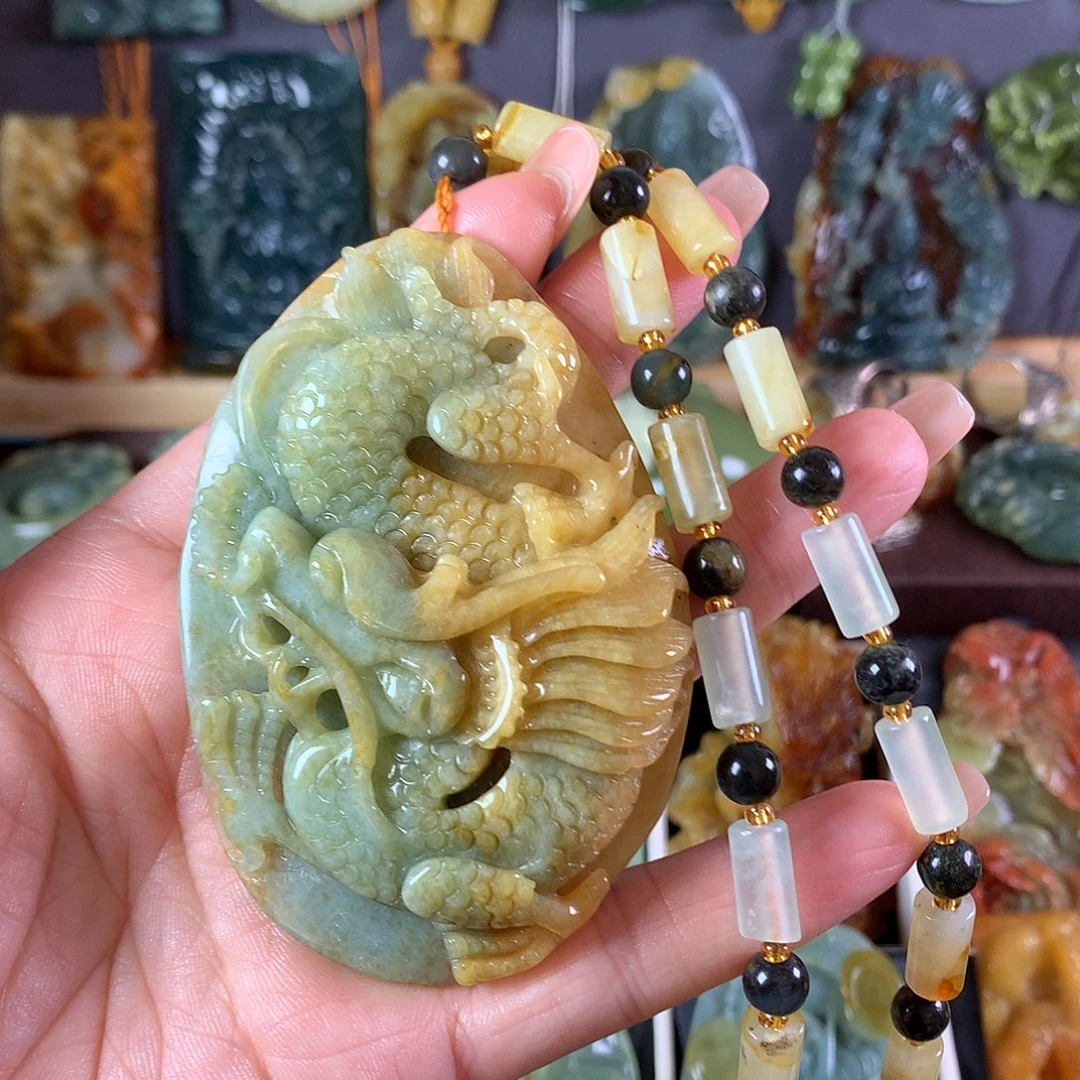 岫玉未镶嵌吊坠(赠链)