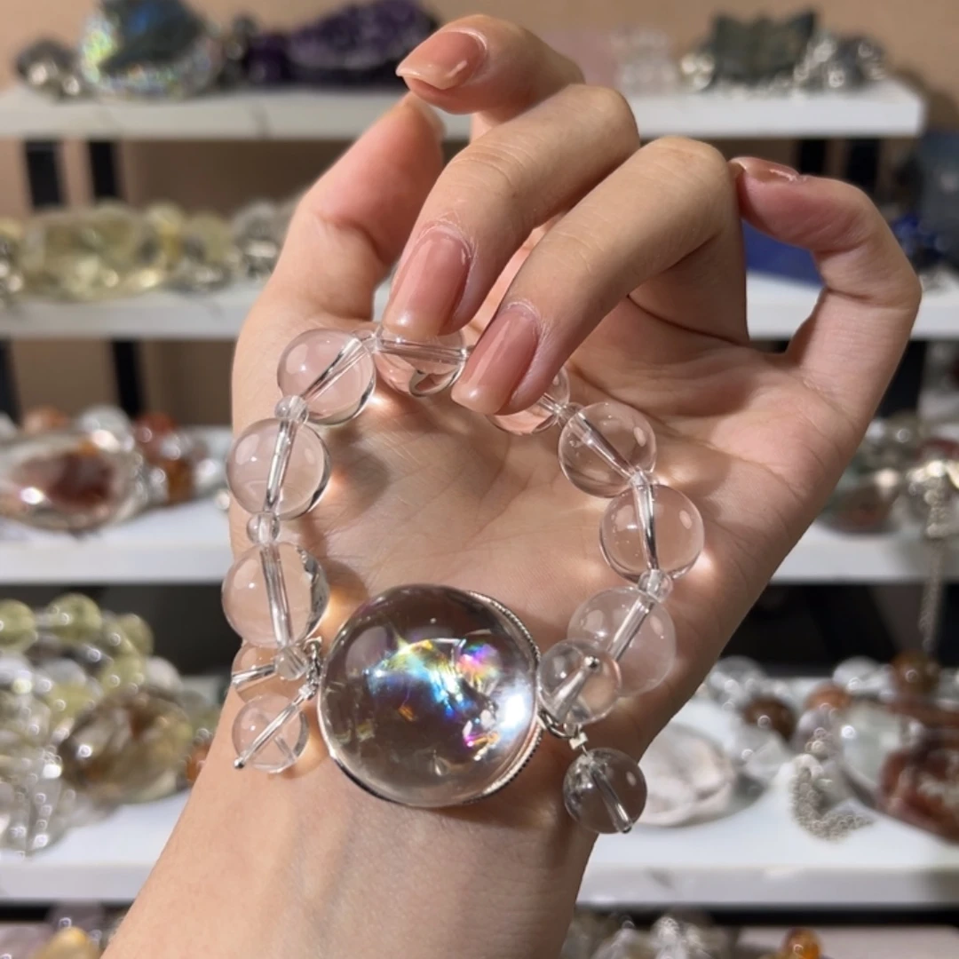 L***y合金手链水晶手串