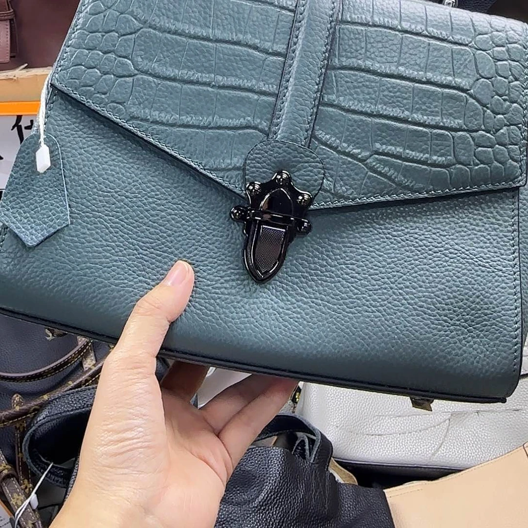 黄牛皮（革）头层牛皮山羊皮（革）