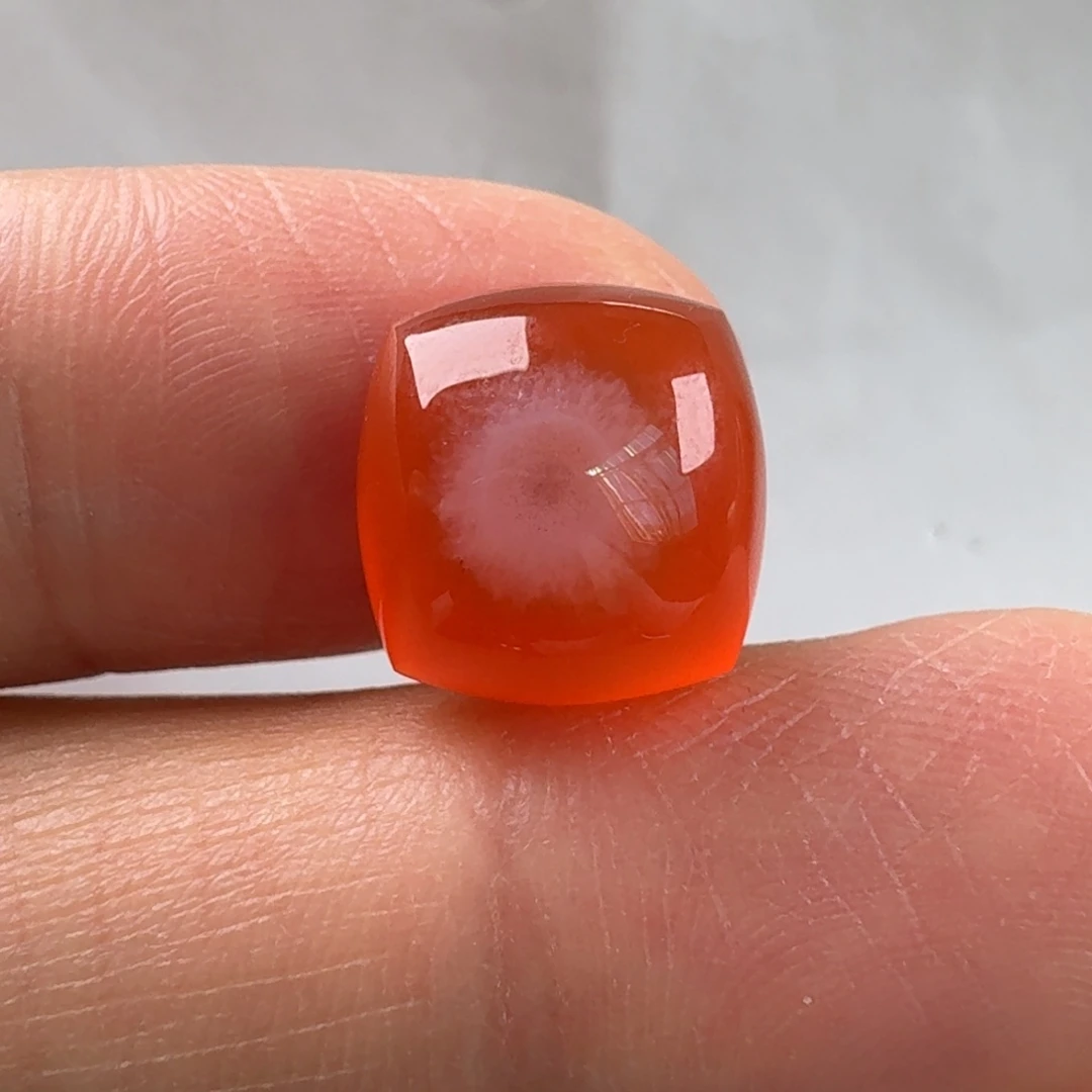 南红玛瑙未镶嵌冰红天眼蛋面