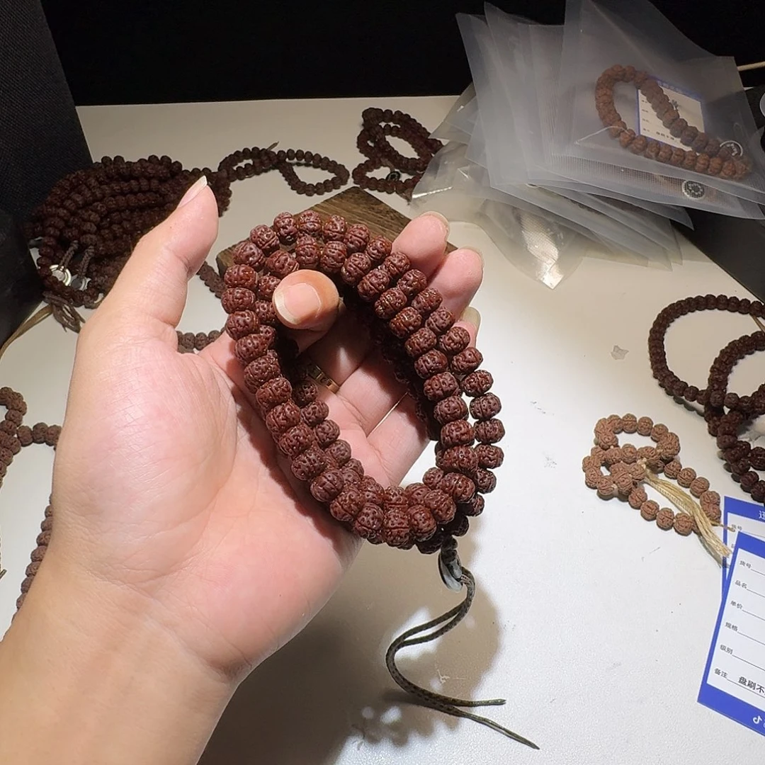 金刚菩提吊坠轻*。12小金刚