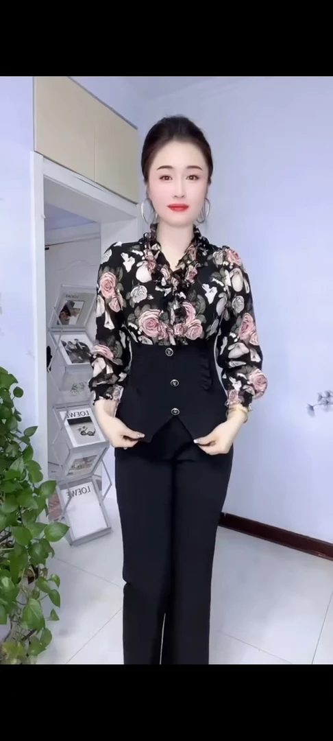 春秋新款时尚气质 百搭显瘦洋气上衣+裤子两件套时尚套装