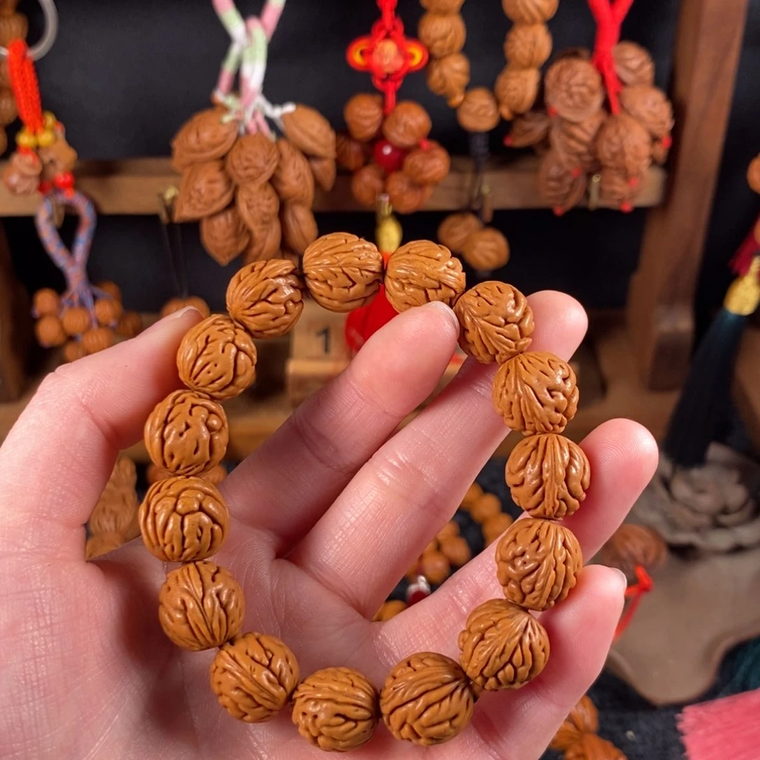 吊坠桃核桃枭手串