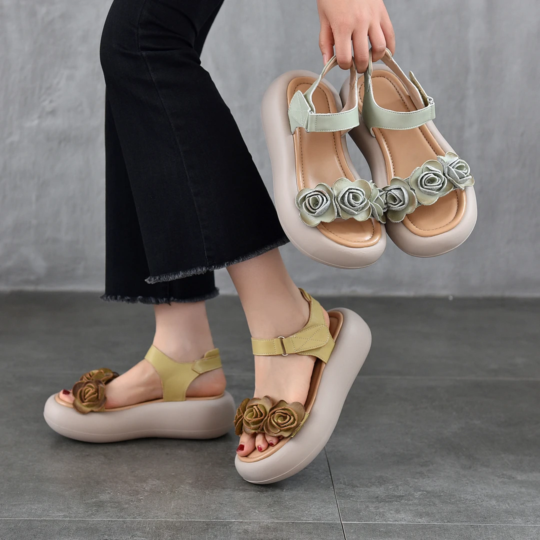 文艺复古手工花朵外穿真皮一字带凉鞋女2025夏季新款轻便厚底凉鞋